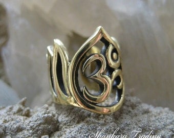 Tribal Ear Cuff, Om Ear Cuff, Brass Tribal Earring, Ethnic Ear Cuff, Tribal Brass Earring, Gypsy Brass Ear Cuff, Ear Cuffs