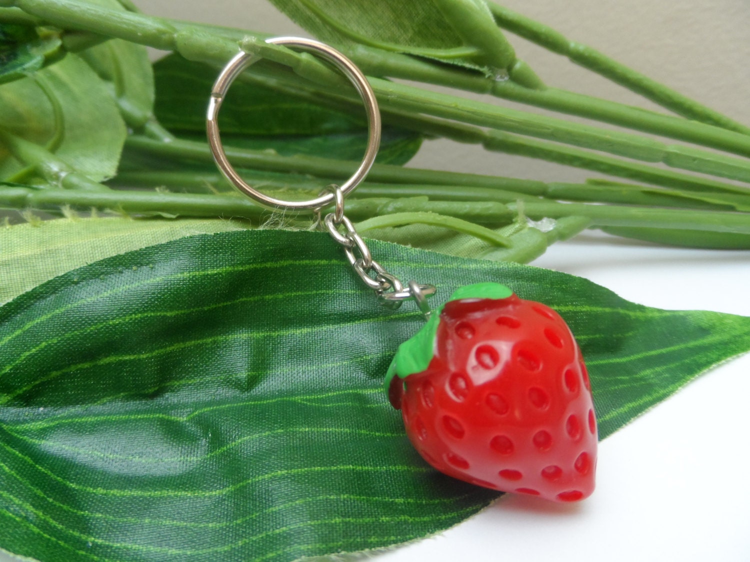 Strawberry Keychains novelty keychains strawberry keyrings