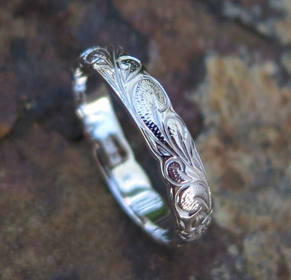 Classic Hawaiian 4mm Sterling Silver Plumeria Ring Design