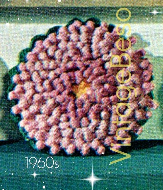 Mum Flower Crochet PATTERN Vintage 1960s Pillow by VintageBeso