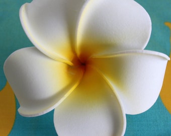 White Plumeria Hair Flower Clip, Hawaiian Hair Flower, Flower Gift, Hair Accessories, Gift for Her, Foam Hair Flower. Handmade in Hawaii.