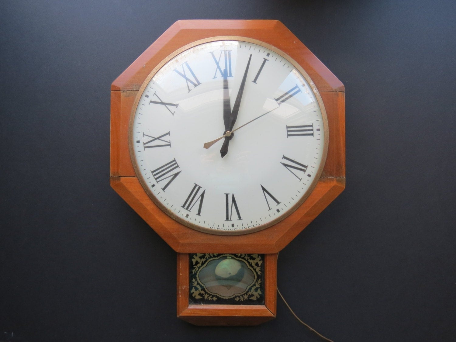 Sessions United Wall Clock // Vintage Mid Century Wooden