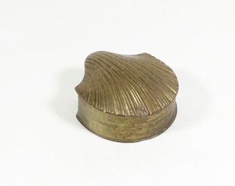 Brass Clam Box - Brass Scallop Box - Brass Shell Seashell - Shell Box - Vintage Brass -Brass Box - Brass Trinket Box