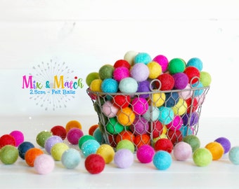 2.5CM Wool Felt Balls - 50 balls - 100% Wool Felt Balls -(2.5cm/25mm)- 2.5CM Multicolored Felt Balls - Mix and Match - Wool Felt Pom Poms