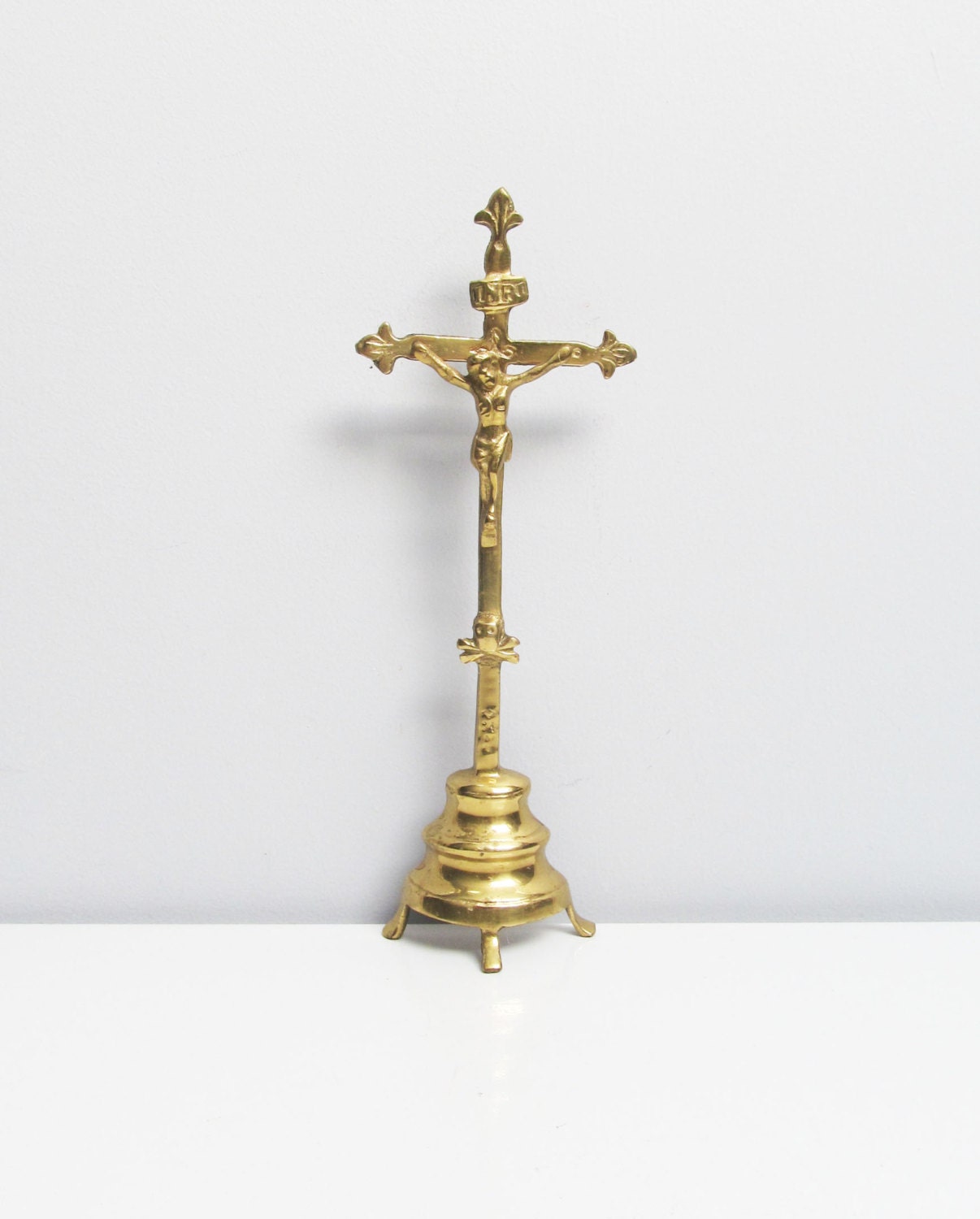 vintage table crucifix brass jesus christ catholic cross inri vintage table crucifix brass jesus christ catholic cross inri