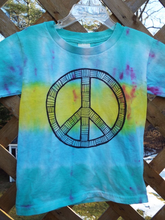 tie dye peace sign tshirt