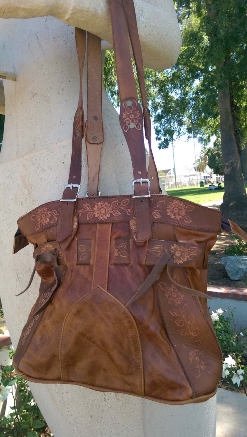 Authentic Mexican Hand-tooled Leather Purses by VegaLeatherGoods