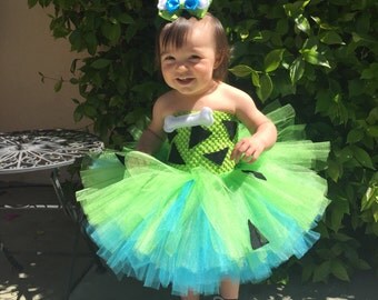 Pebbles costume~Halloween costume~tutu dress~ bow with bone~ costume with bone