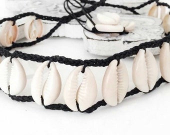 Cowrie Shell Choker, Black