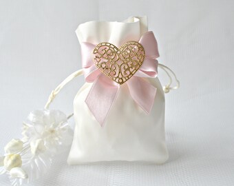 Wedding favor bags, satin favor bags, wedding candy bags, personalized wedding favor bags, wedding treat bags, favor bags wedding, candy bag