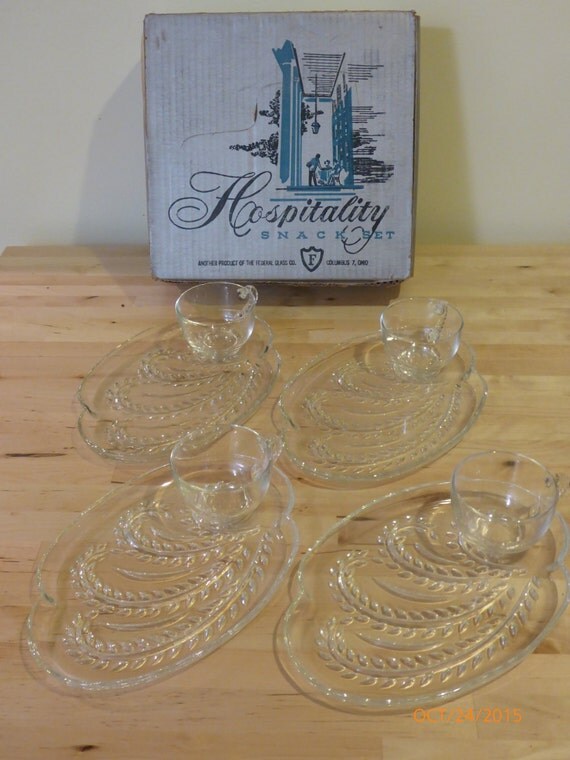 Vintage Hospitality Snack Set Federal Glass Co. Patio