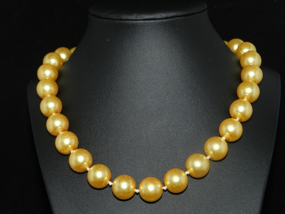 FT674 Chunky Golden Yellow Pearl Necklace 18in