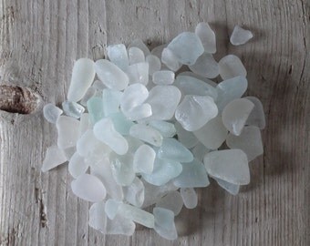 Beach glass (sea glass) mixed sizes, shapes and quality. White. Approx. 20 grams. Craft, jewellery, decor supplies.