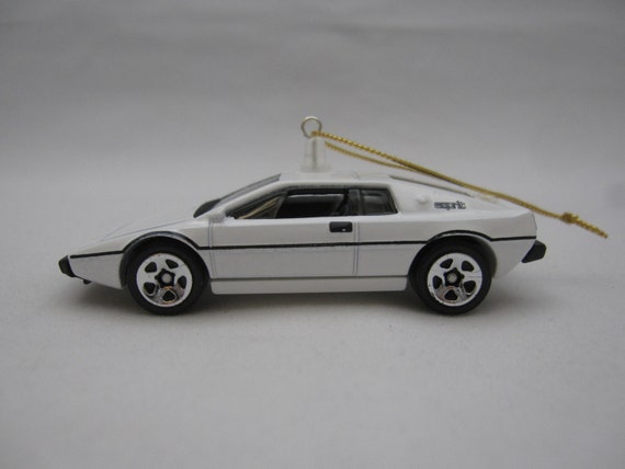 007 lotus esprit s1 bond wheel ornament 007 lotus esprit s1 bond wheel ornament