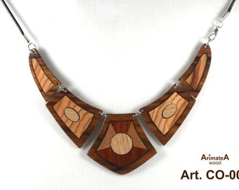 Avalaya Collana rigida con perline in legno color foglia di tè, bottone