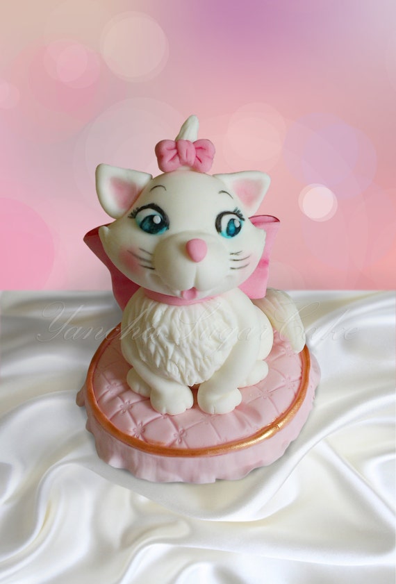 Fondant Marie cat Aristocat 3D cake topper Girl first birthday Baby shower gift Hello kitty Fondant gumpaste edible cat Christening Baptism Il_570xn