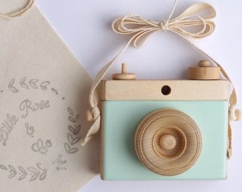 Wooden Camera, Homemade, Wooden Toy Camera, Handcrafted, Imagination play, Nursery decor