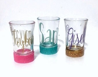 Glitter Monogrammed Shot Glass. 21st Birthday Party. Monogram name or initials. Party. College. Birthday Gifts for her. Customizable shots.