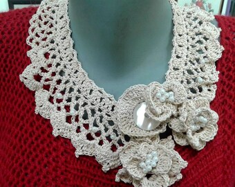 Items similar to Beautifully unique crocheted collar with button on Etsy