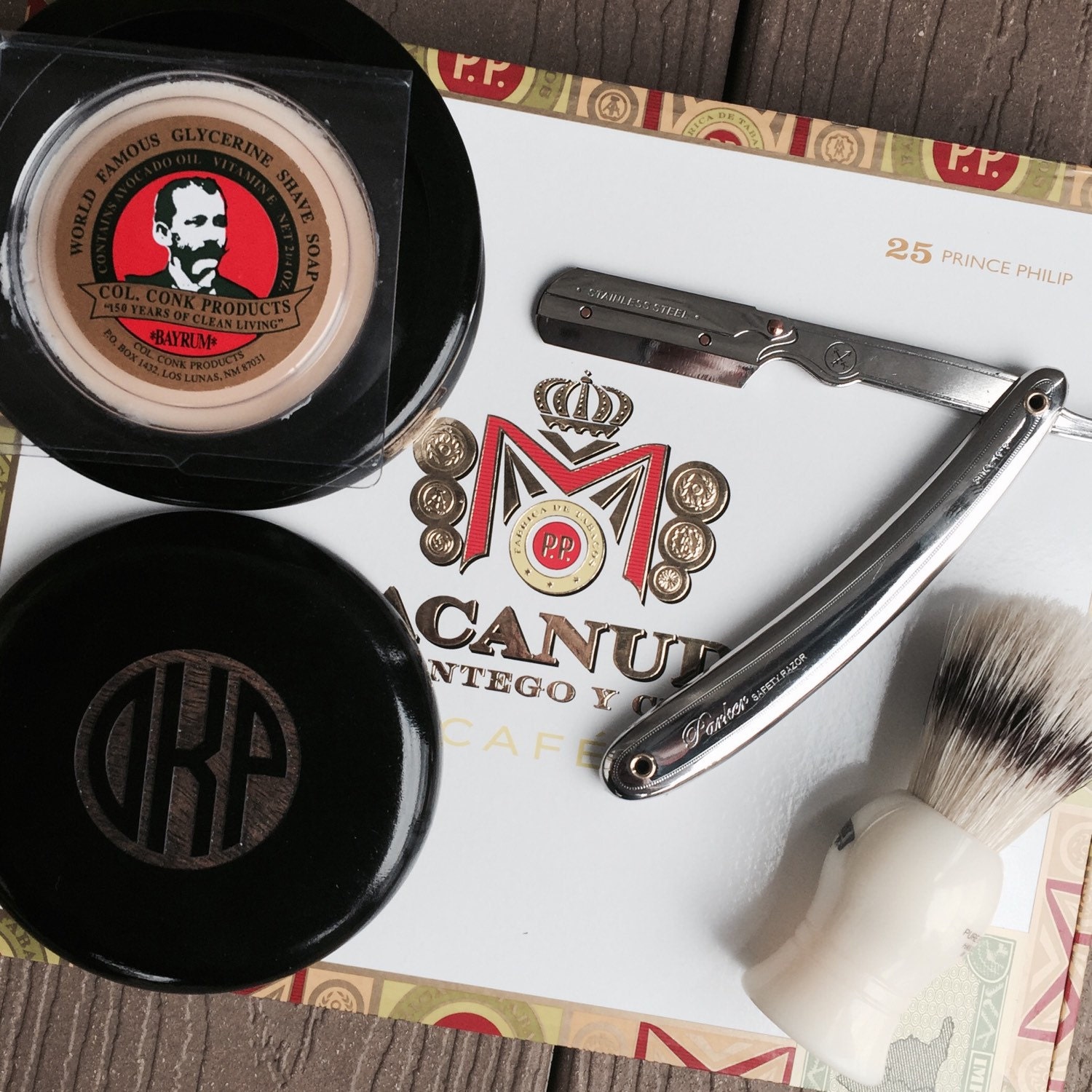 Groomsmen Gift Set of 5 Straight razor kit. Personalized