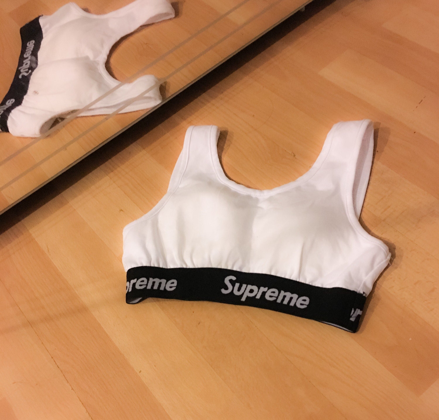 women's supreme crop top
