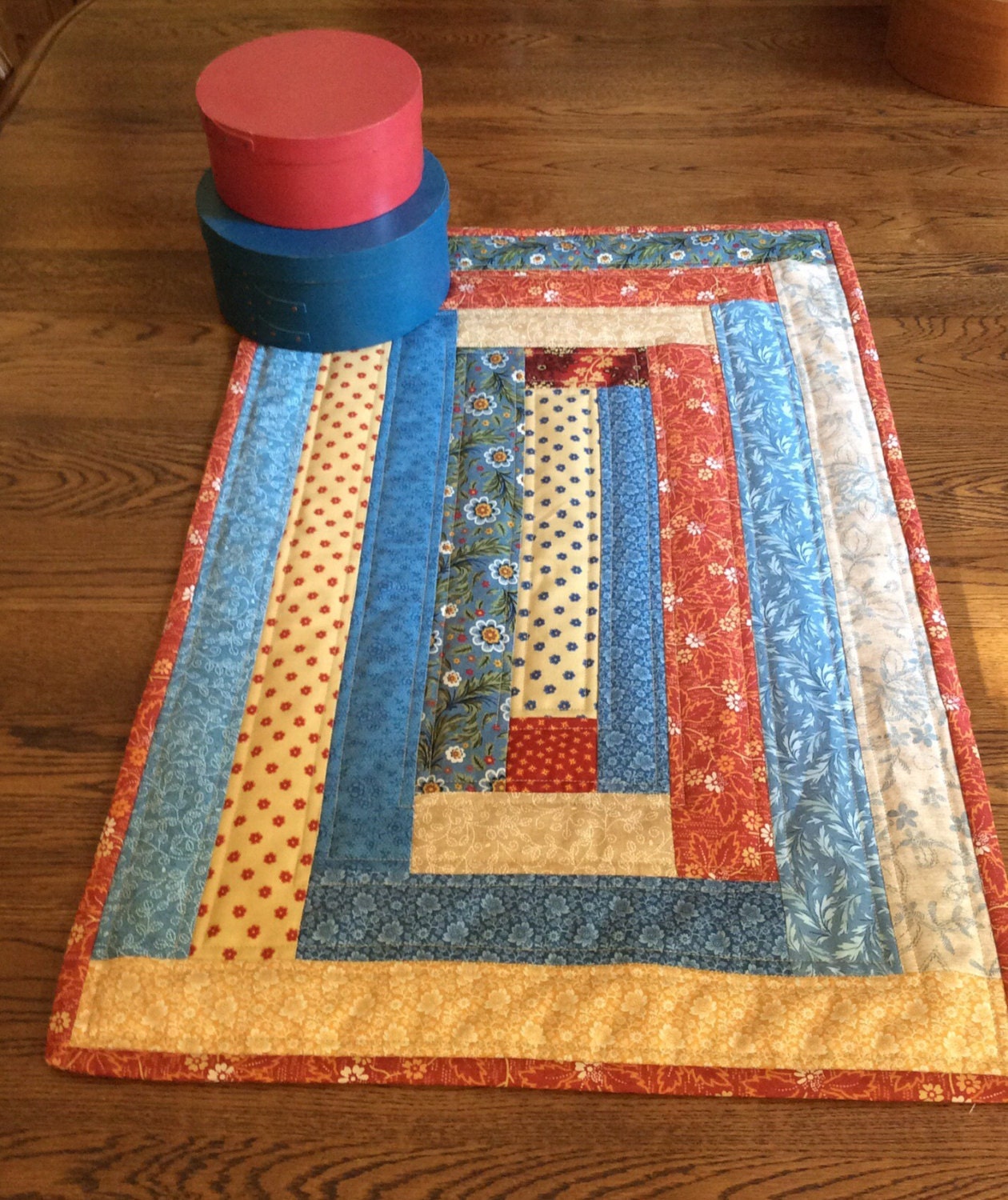 handmade-quilted-log-cabin-table-topper-country-colors