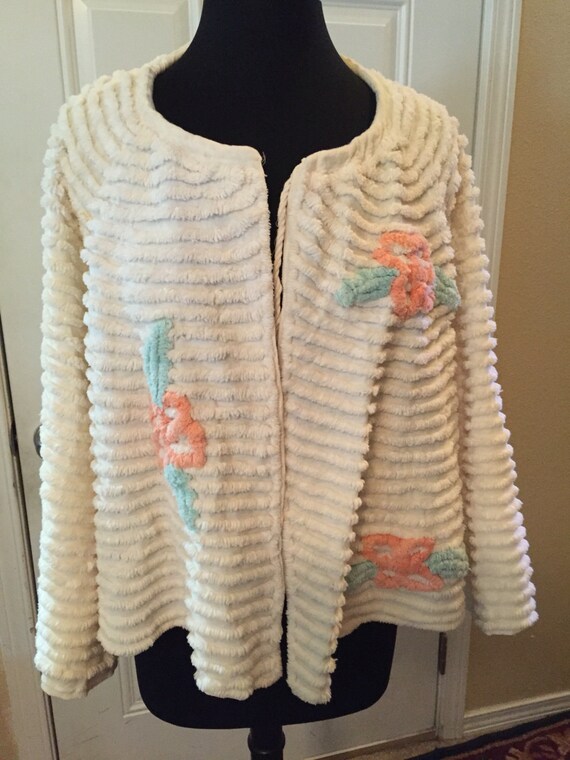 Items similar to Vintage Chenille Bed Jacket on Etsy