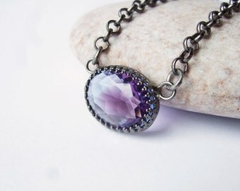 Emily - Vintage Glass Solitaire Necklace