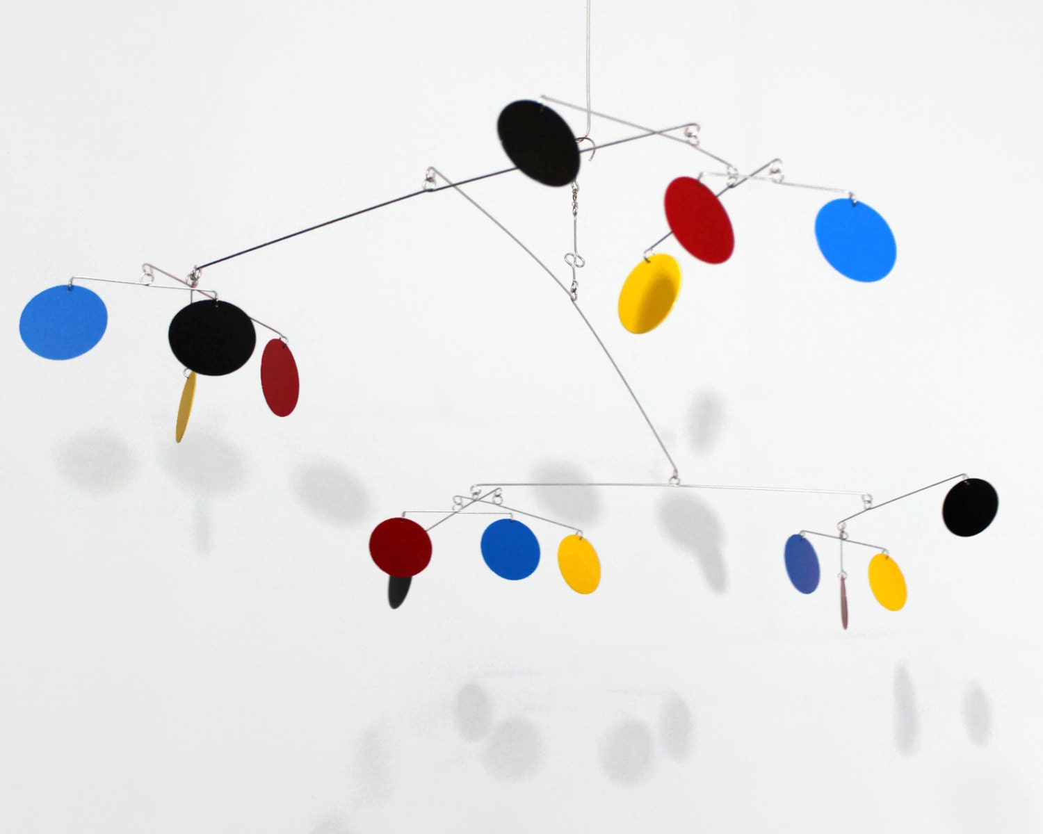 Hängend mobile kinetische kunst kreis mobile von skysettermobiles