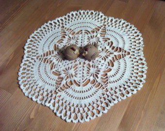 D-8. Crochet doily / 37cm / White Doily / Crochet Lace Doily / Round Doily / Inspiration / light beige dolly