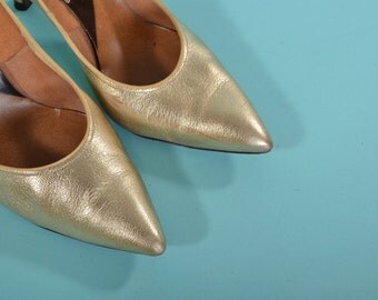Vintage 1960s Golden Lame Shoes - High Heel Stiletto - Bridal Fashions Size 7 8 N