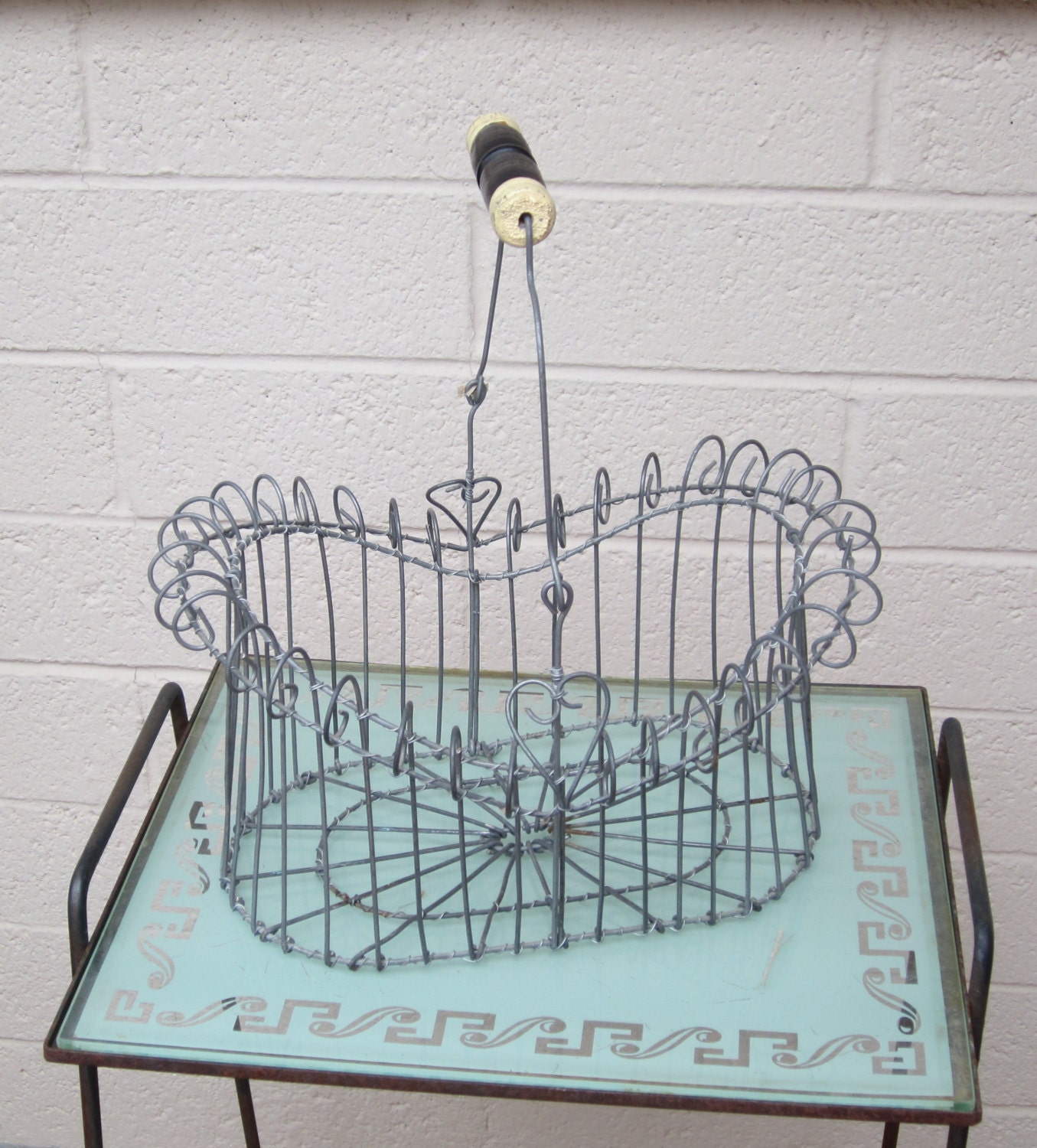 Wire Egg Basket Wooden Handle 2 Hearts