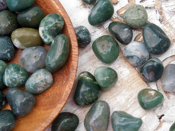 Green Moss Small Agate Tumbled Healing Stones