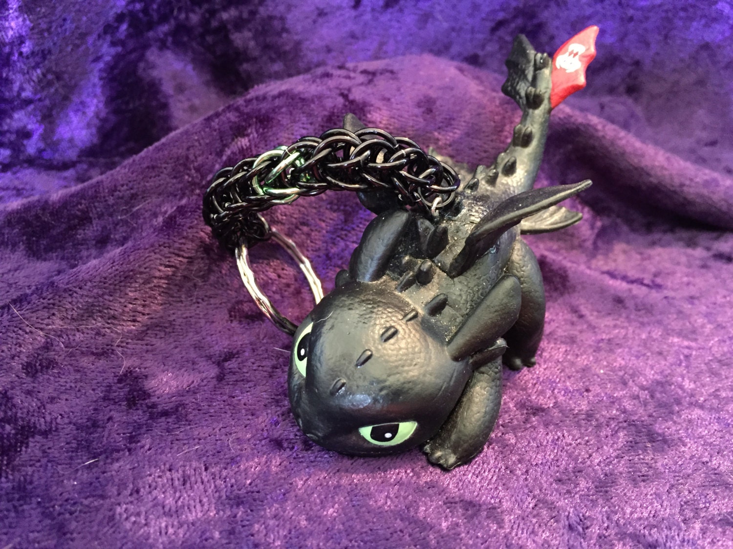 Custom Toothless How to Train Your Dragon chainmaille keychain