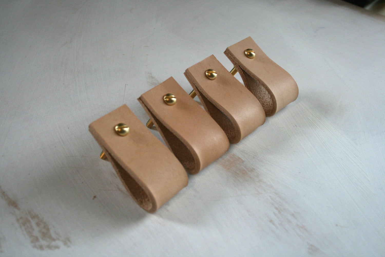 leather pulls for kitchen cabinets