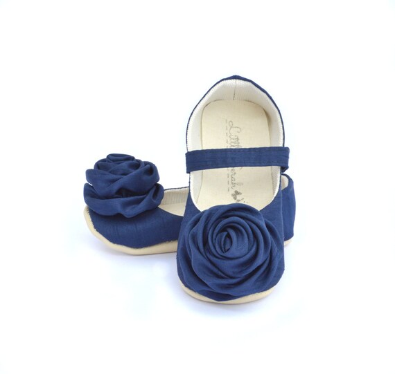 navy blue infant shoes