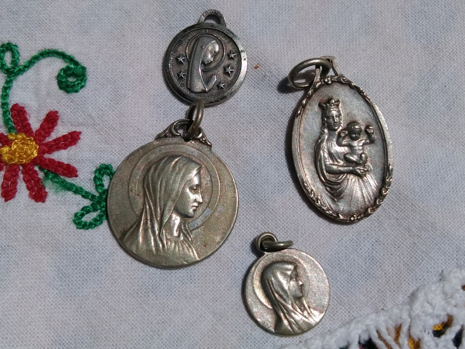 Lot Of 4 Antique Virgin Mary Medals Our Lady Of Lourdes Mother