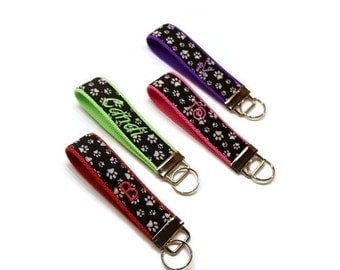 Monogrammed paws print wristlet key fob keychain. CHOOSE YOUR COLORS! Cat paws key fob, dog paws keychain. Personalized paws gift.