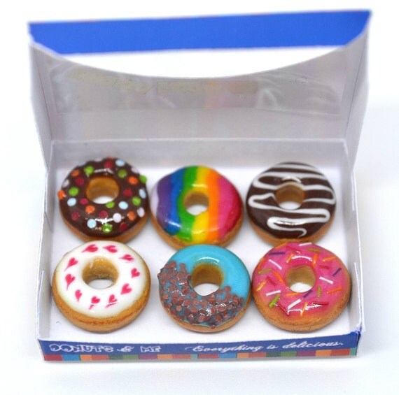 Dollhouse miniature donutsMiniature donut boxMiniature