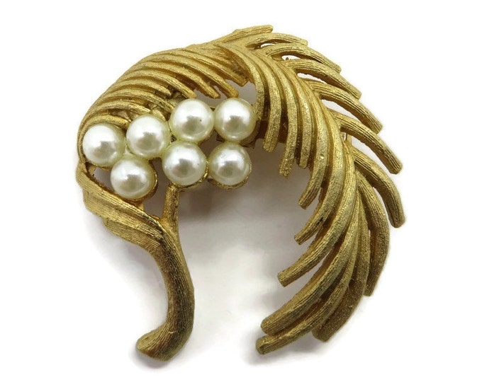 Roma Leaf Brooch, Vintage Faux Pearl Leaf Pin, Signed Roma Jewelry, Drooping Leaf Pin, Perfect Gift, Gift Box