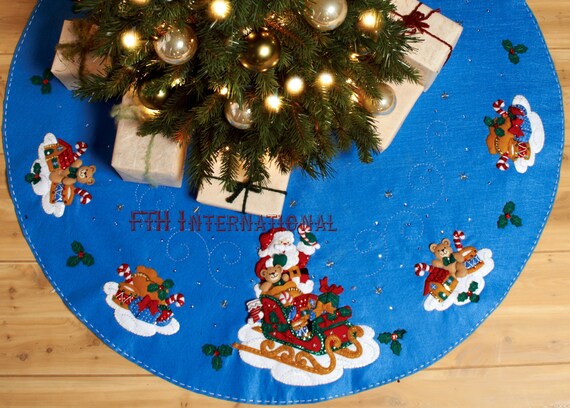 Bucilla Santa And His Sleigh 43 Felt Christmas Tree