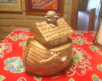 Vintage Twin Winton Noah's Ark Cookie Jar