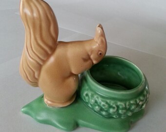 Vintage Sylvac Squirrel on Oak Leaf # 1494