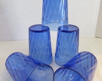 blue depression glass tumblers, diamond optic/quilted pattern, vintage 1930s