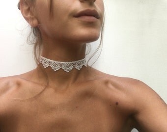 LOLITA, White Lace Choker, Lace Necklace, Delicate Necklace, Romantic Necklace, Victorian Necklace, Victorian Choker, Elegant, Feminine