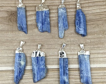 Blue Kyanite Pendant, Raw Kyanite Charm, Electroplated in Silver Plated Kyanite Pendants Charm (SD5A2)
