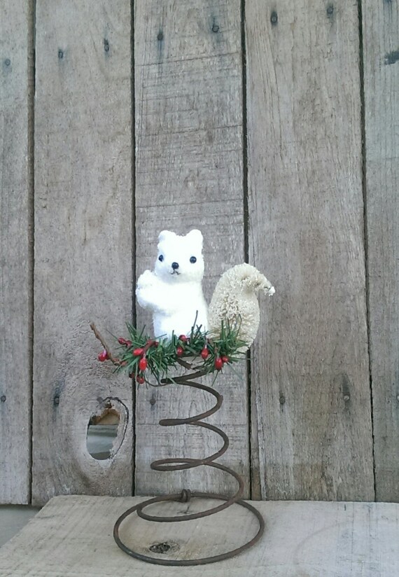 Squirrel Christmas Tree Topper Bed Spring White Squirrel