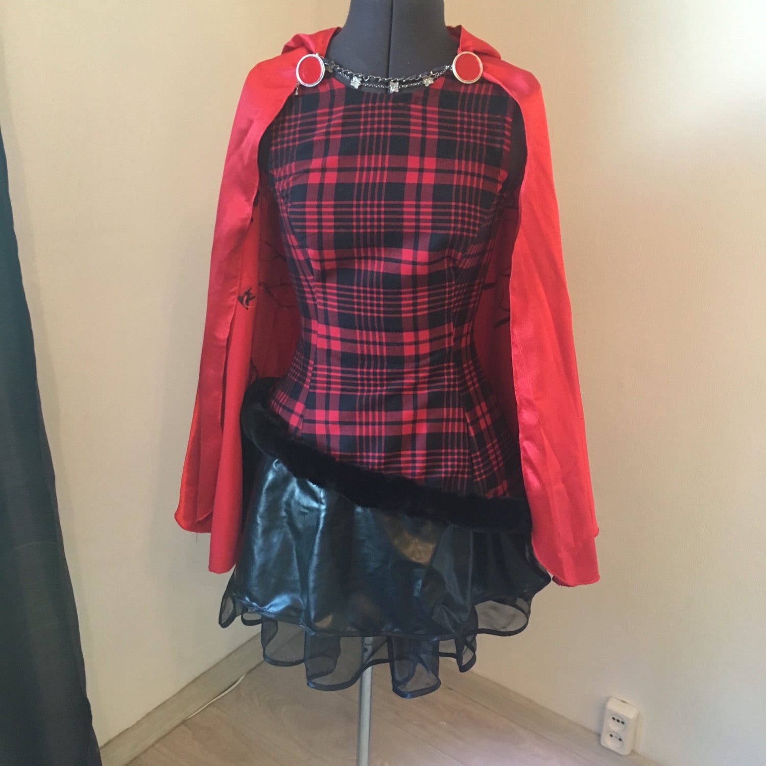 Cerise Hood from Ever After High Cosplay Costume by LlamasStore