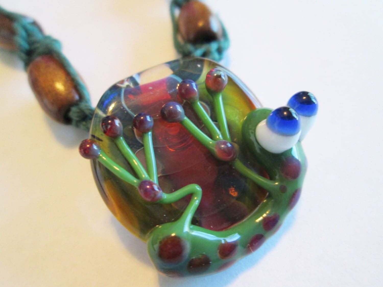 glass blown frog