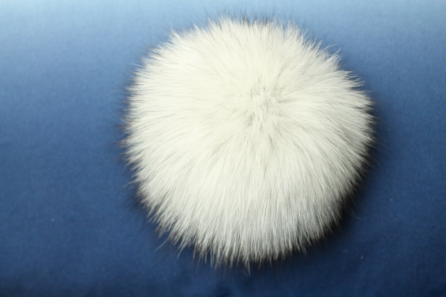 fur pom melbourne pom Dusty poms Light gray and FOX 6 pom FUR LARGE 5